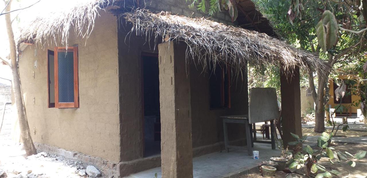 Little Bay Arugam Bay Hostel Luaran gambar