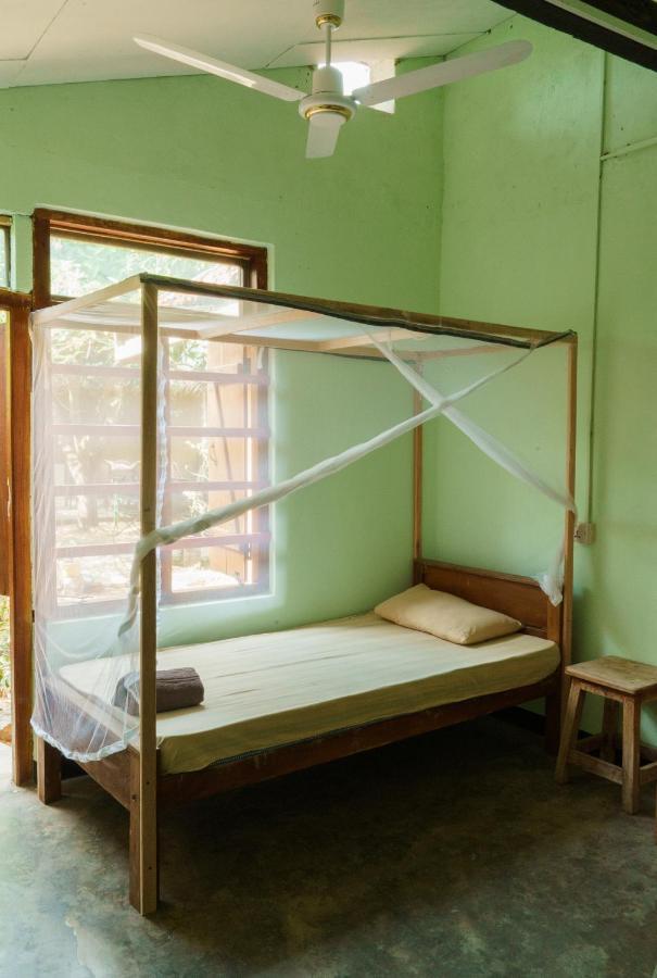 Little Bay Arugam Bay Hostel Luaran gambar
